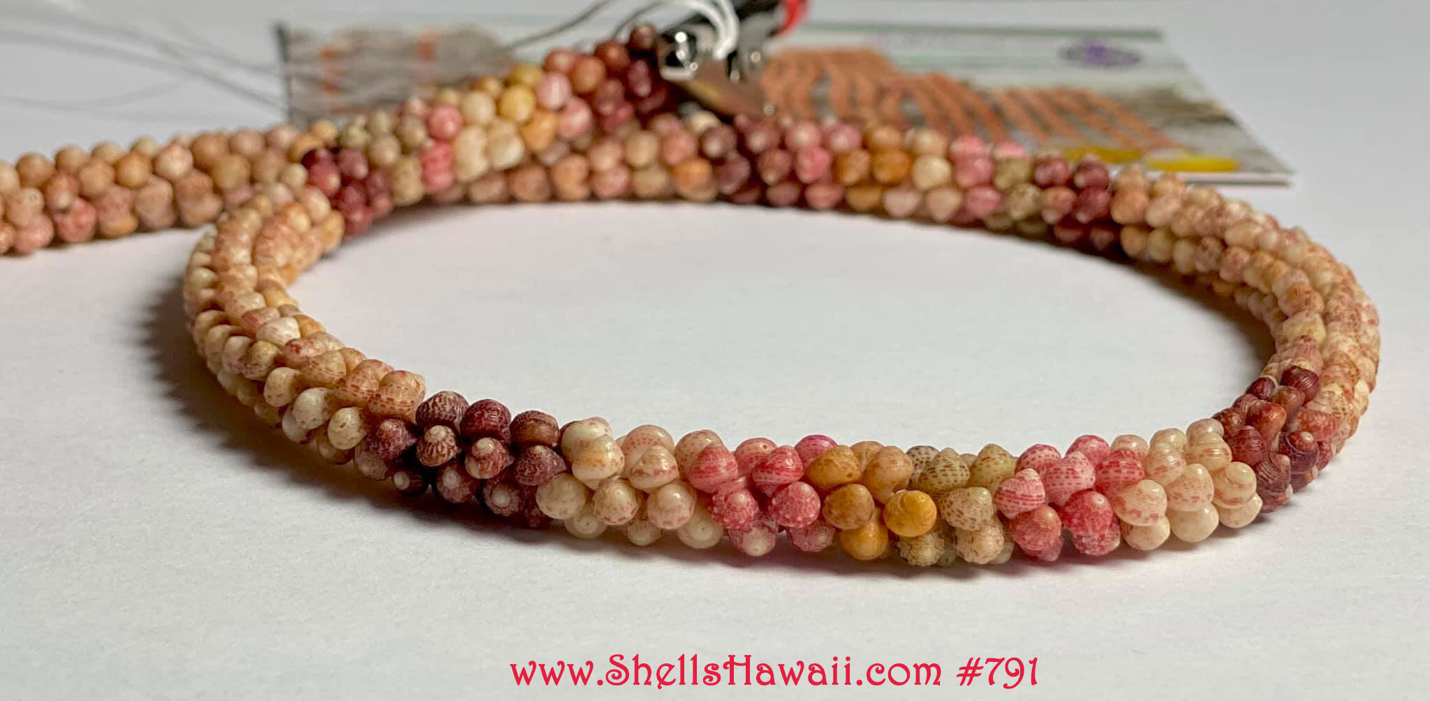 kahelelani poepoe necklace 