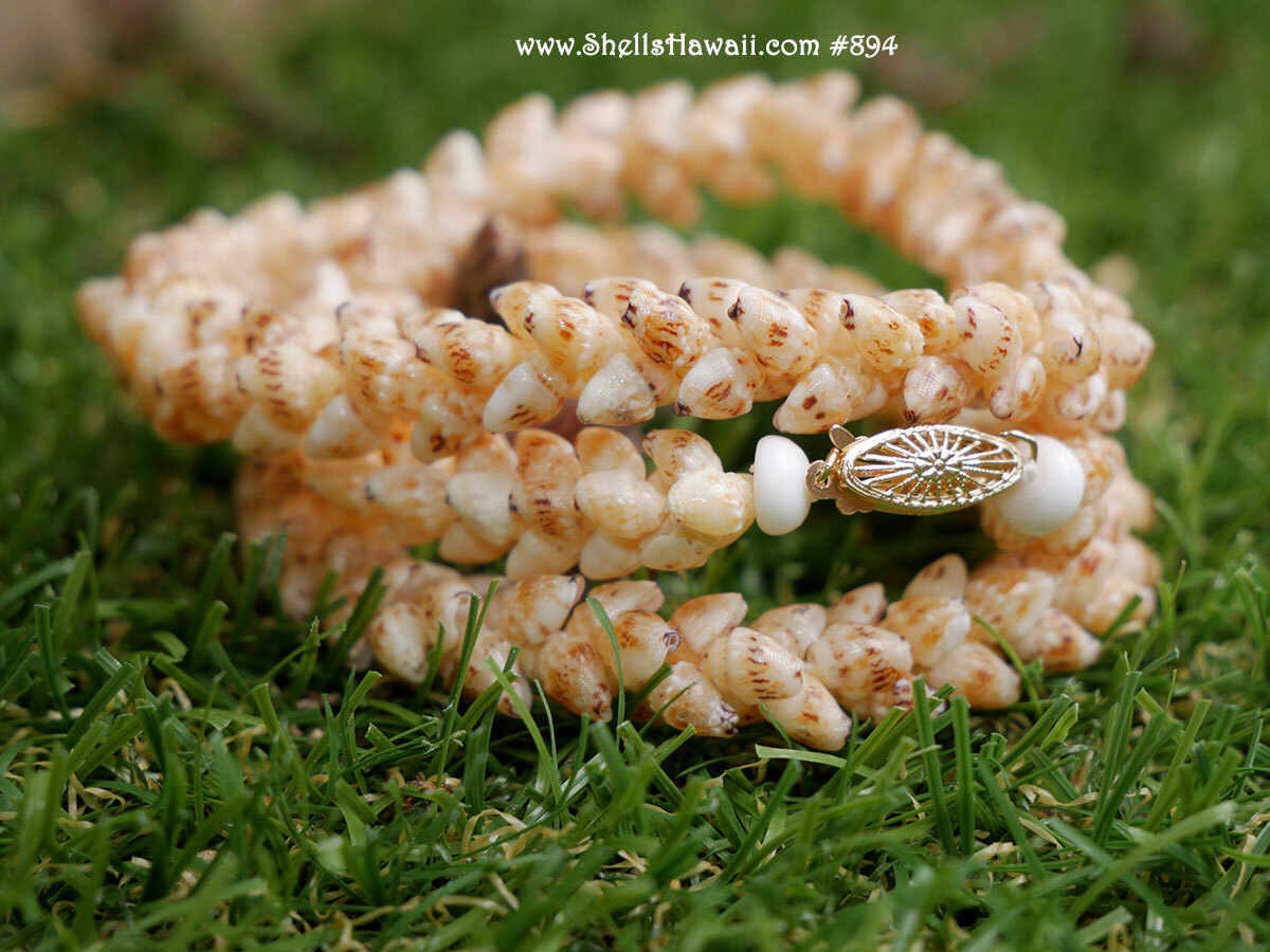 Double pikake momi nekclace