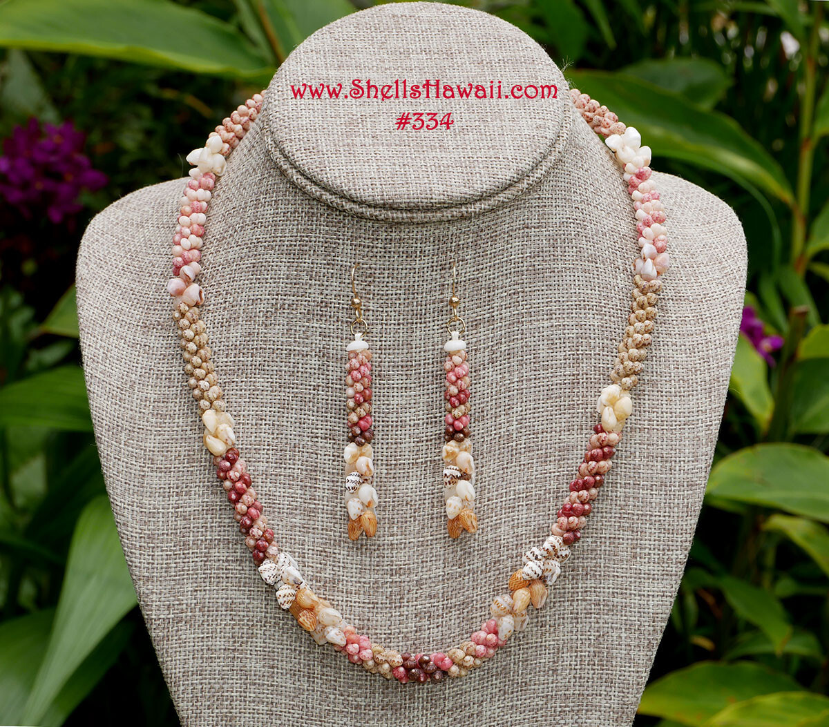 niihau shell necklace made with Momi & Kahelelani 