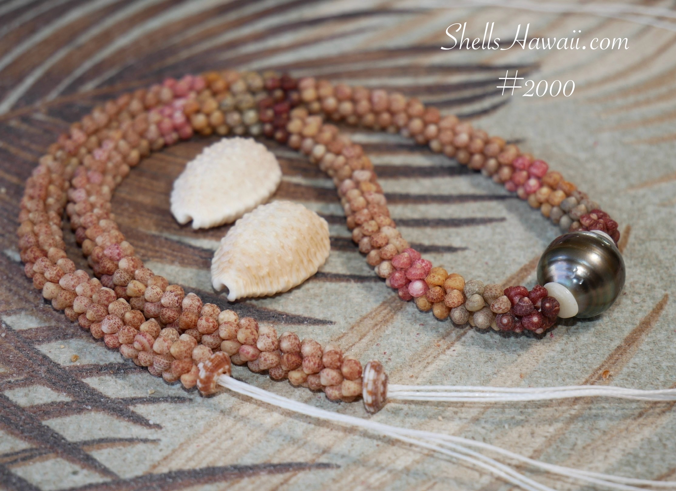 kahelelani shell necklace 