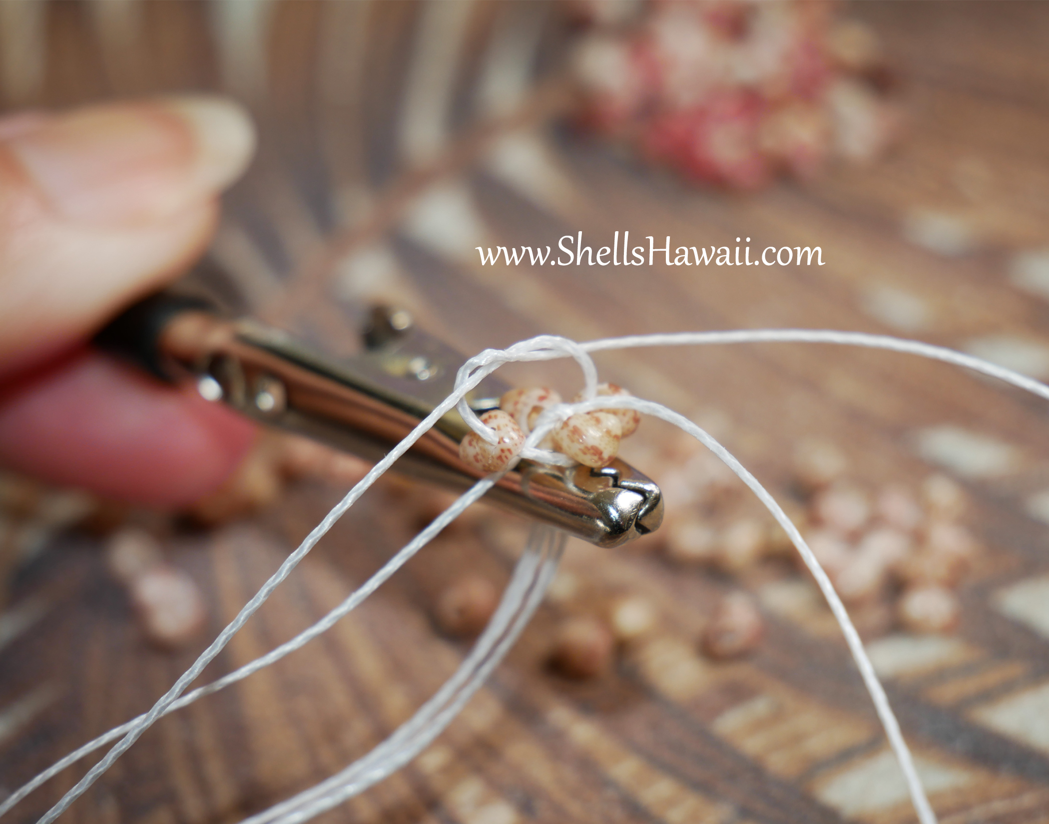 how to make poepoe style with kahelelani shells 